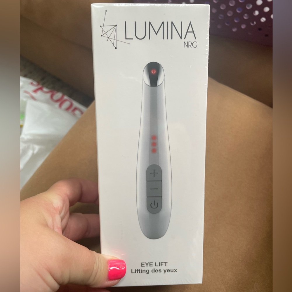 NEW Lumina NRG Eye Lift Wand